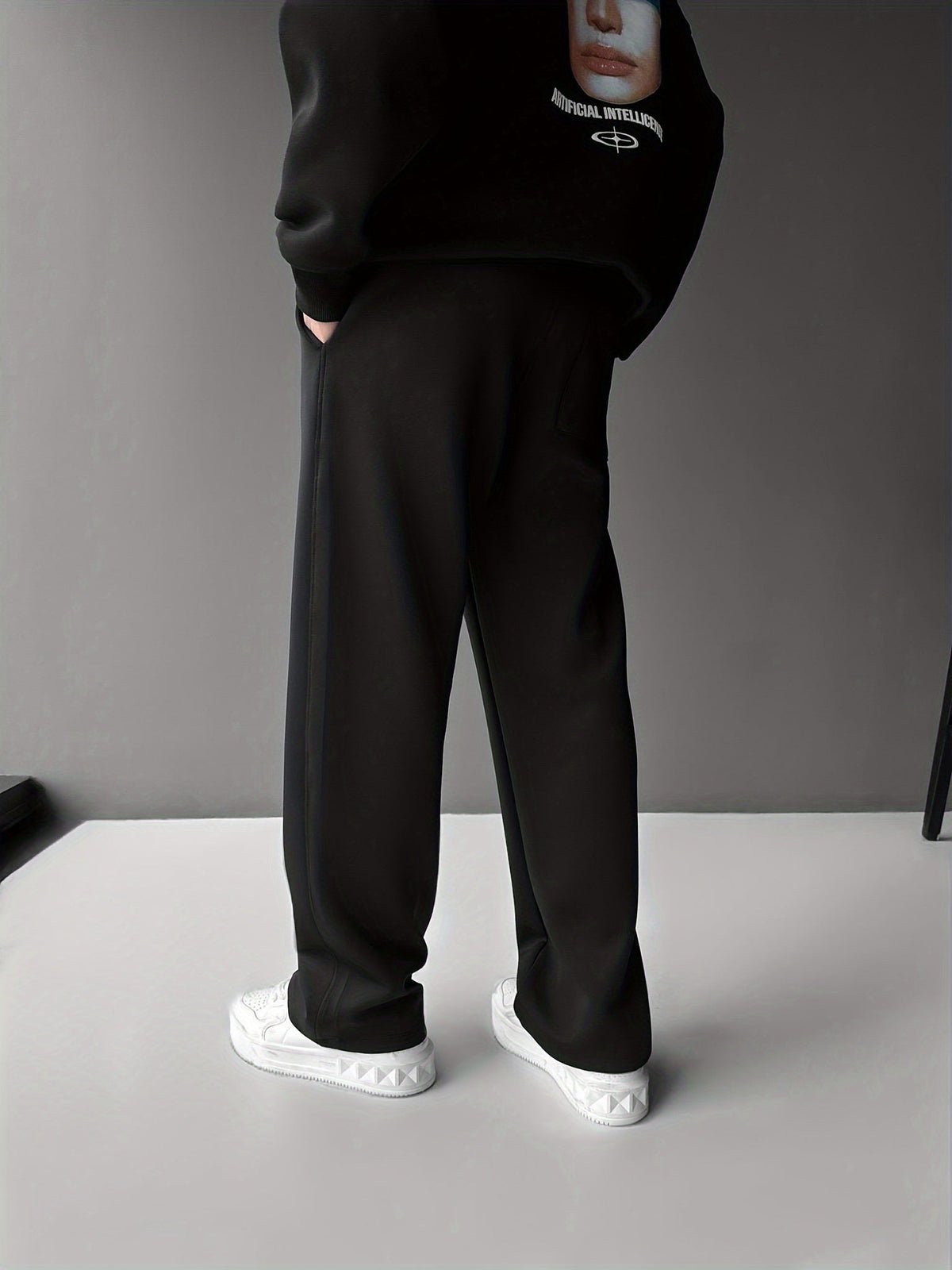 Holilto Pleated Trouser