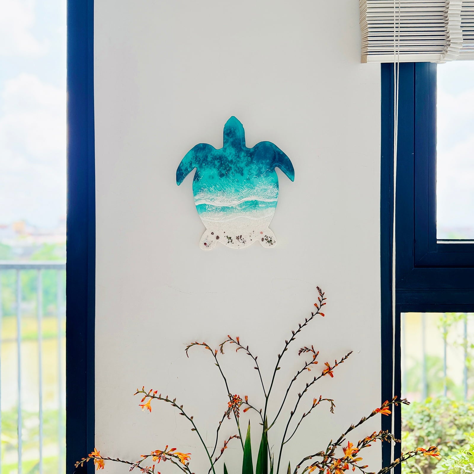 "Tide Turtle" – Ocean Resin Wall Art