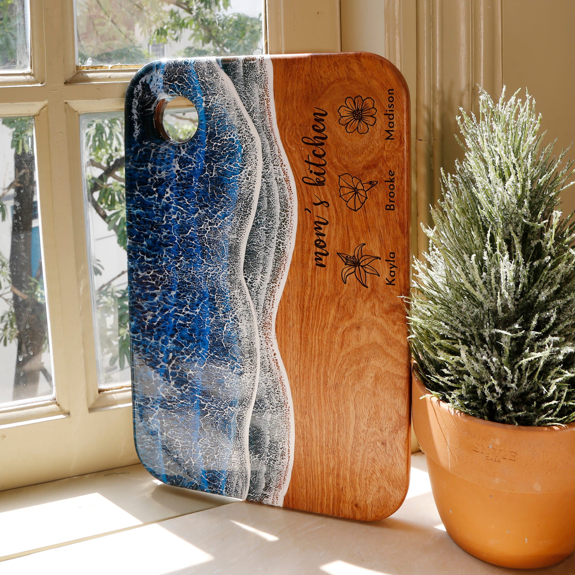 Personalized Ocean Resin Board for Mom