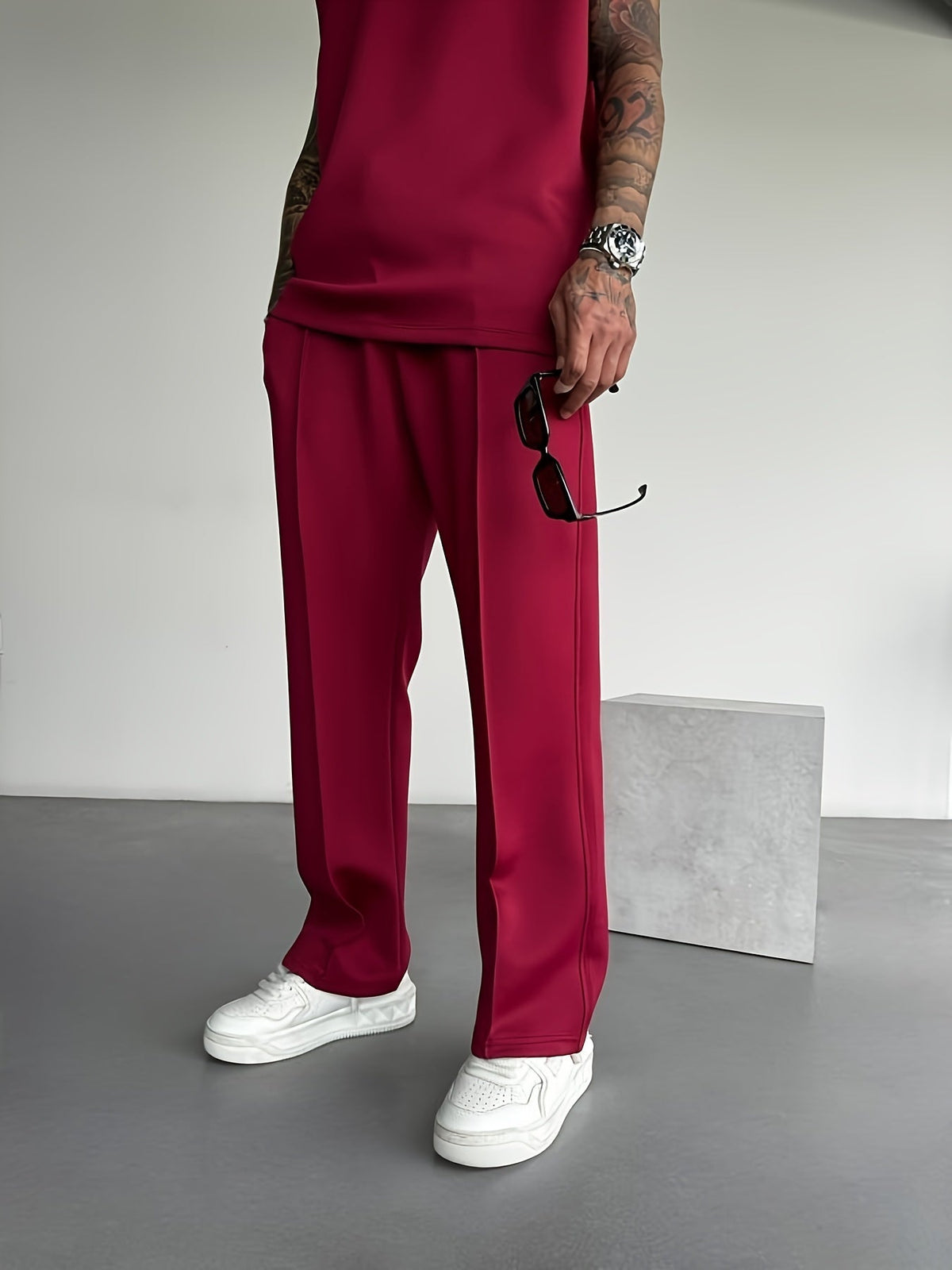 Holilto Pleated Trouser