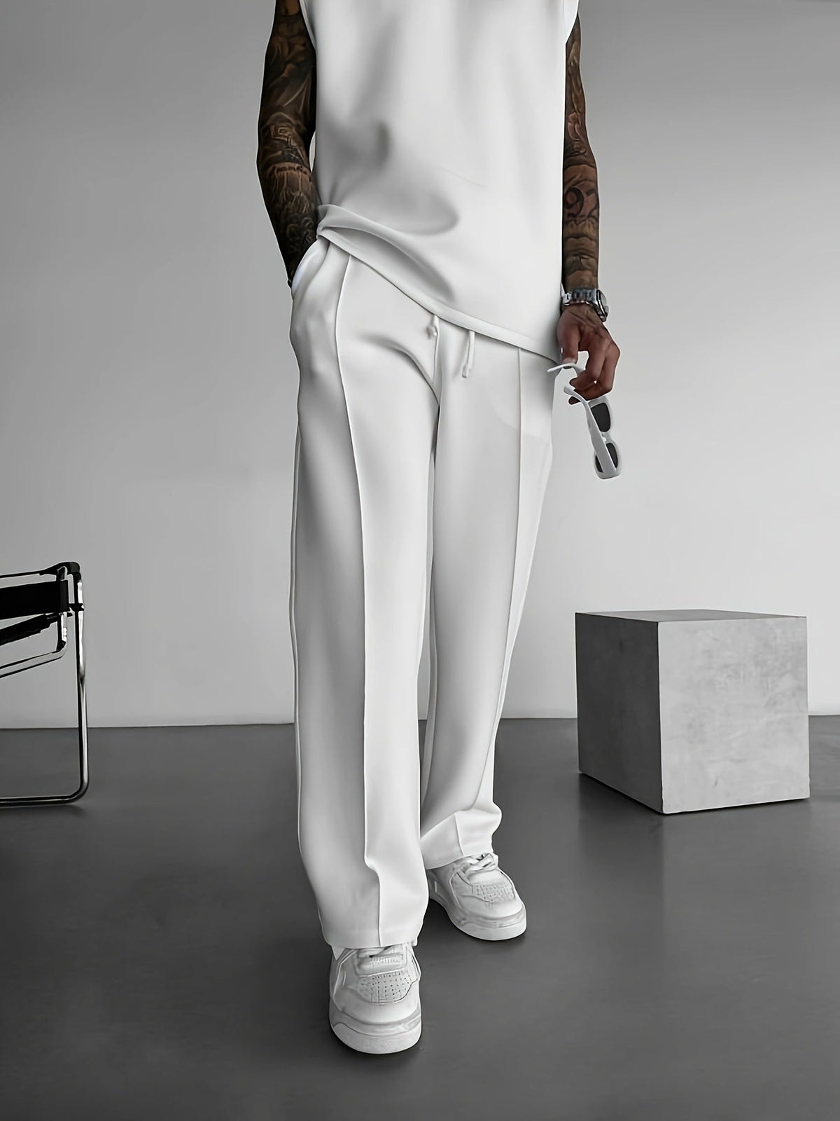 Holilto Pleated Trouser