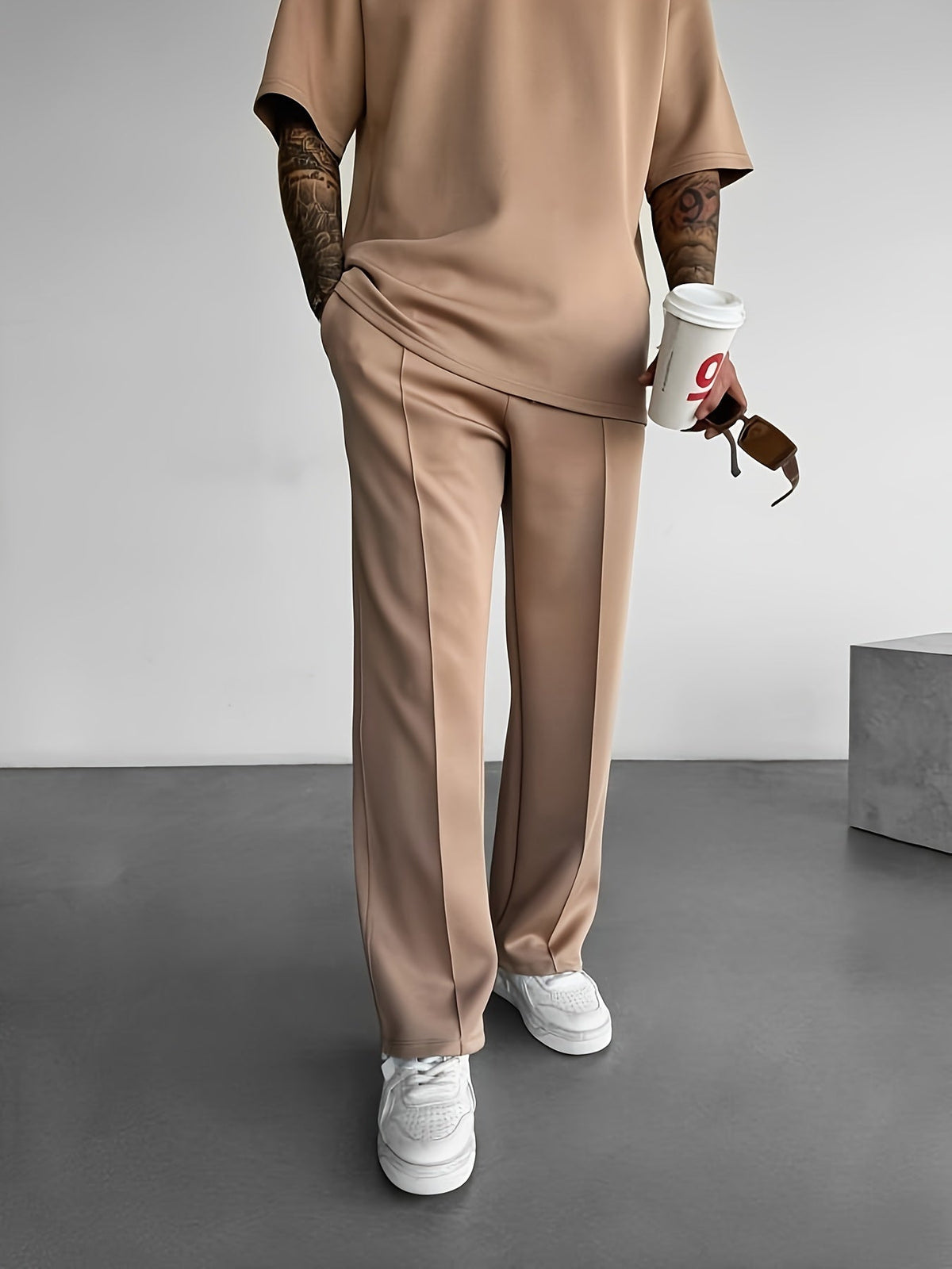 Holilto Pleated Trouser